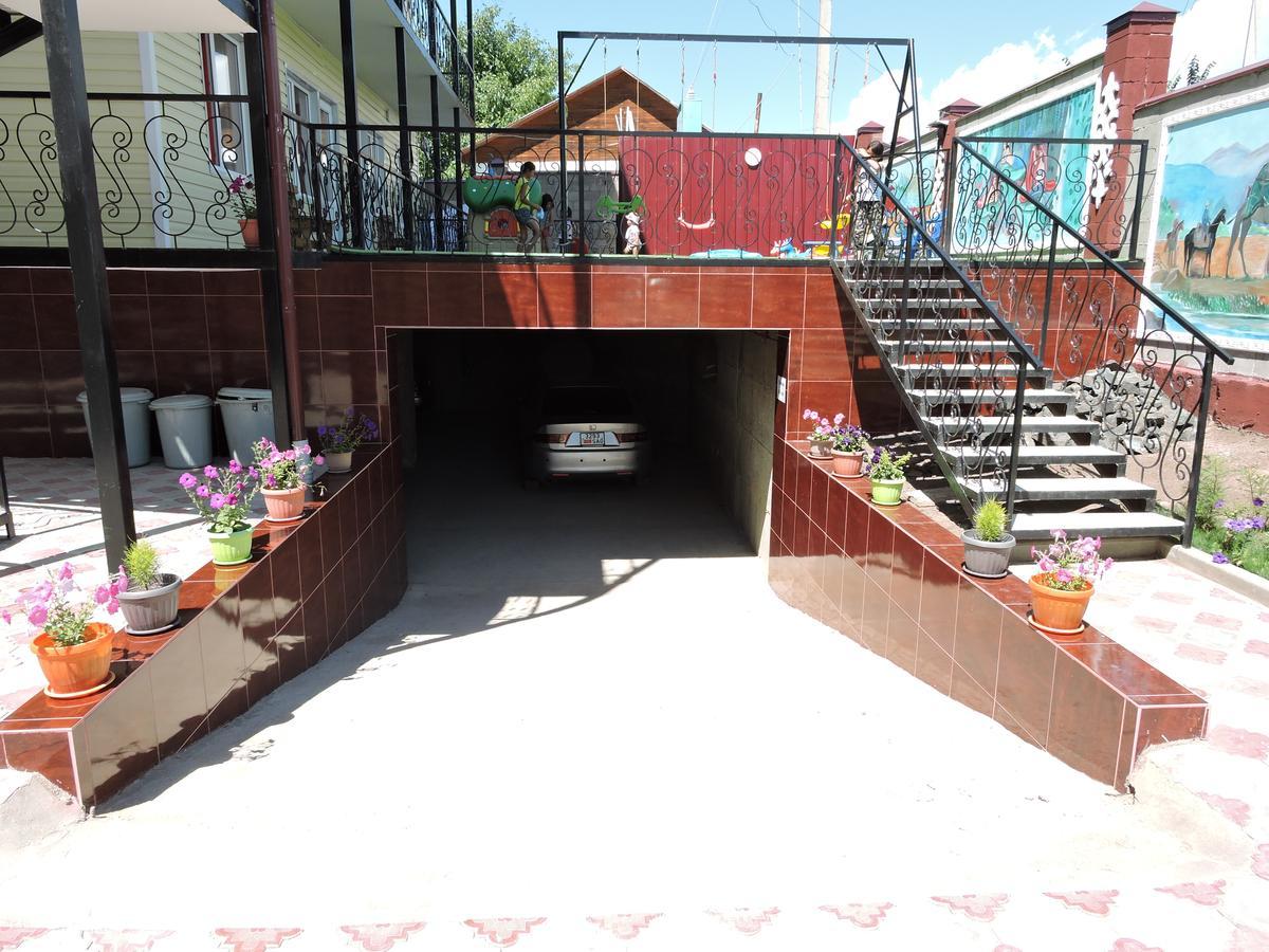Inn Kochevnik Cholpon-Ata Bagian luar foto